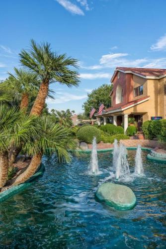 hotels with balcony in Las Vegas