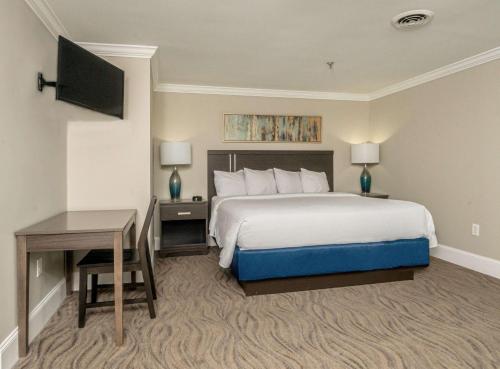 hotels with balcony in North Carolina