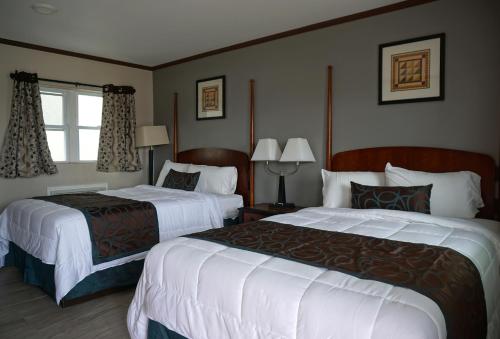 hotels with balcony in Wildwood