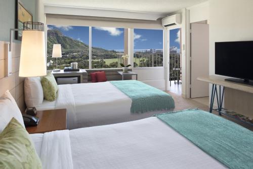 hotels with balcony in Hawaii