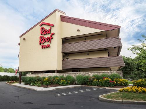 hotels with balcony in Connecticut