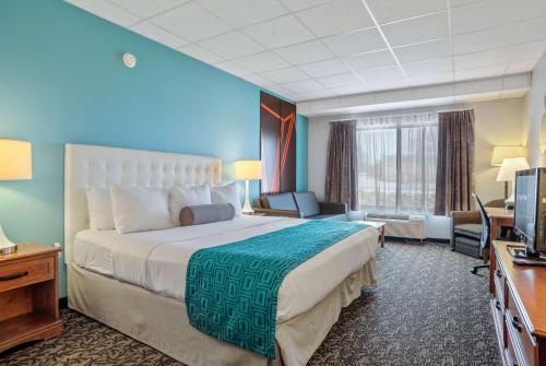 hotels with balcony in South Dakota