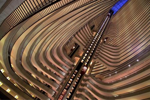 hotels with balcony in Atlanta