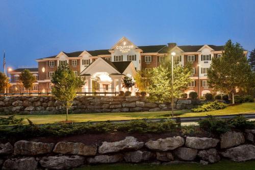 hotels with balcony in New Hampshire
