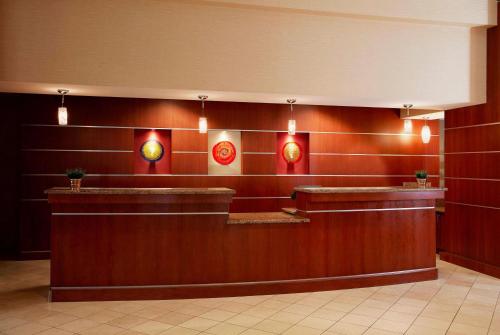 hotels with balcony in Cleveland