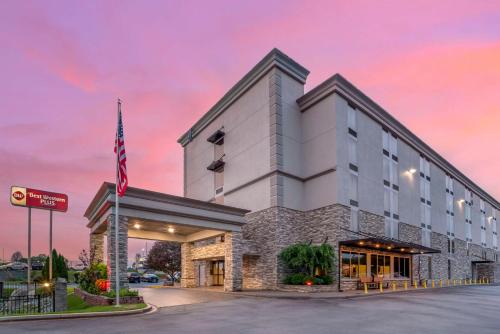 hotels with balcony in South Carolina