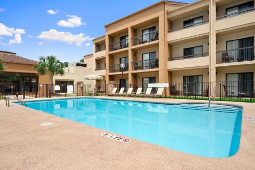 hotels with balcony in Columbia
