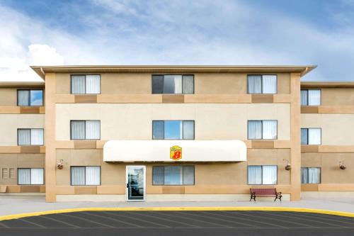 hotels with balcony in Beaver