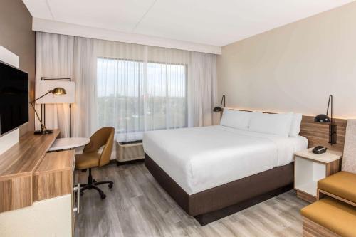 hotels with balcony in Fort Lauderdale