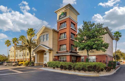 hotels with balcony in Tampa