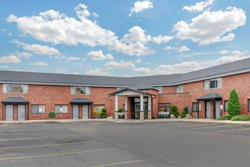 hotels with balcony in Minnesota