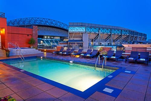hotels with balcony in Washington