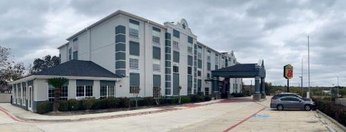 hotels with balcony in San Antonio