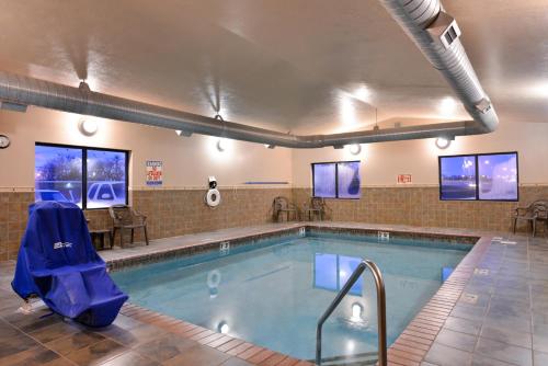 hotels with balcony in Vermillion