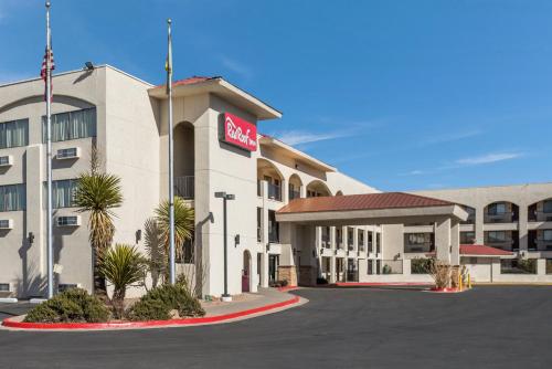 hotels with balcony in Albuquerque