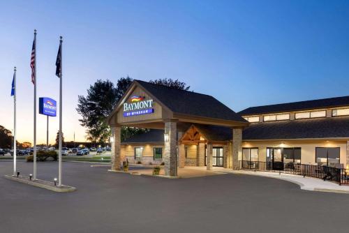 hotels with balcony in Minnesota