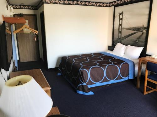 hotels with balcony in Richmond