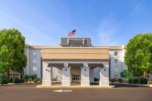 hotels with balcony in Delaware