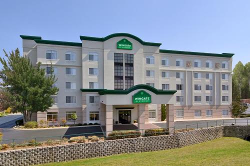 hotels with balcony in Chattanooga