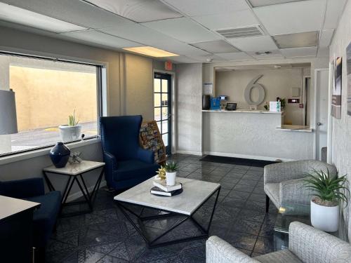 hotels with balcony in Nogales
