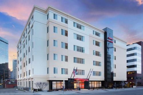 hotels with balcony in Denver