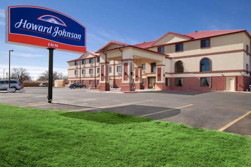 hotels with balcony in Lubbock