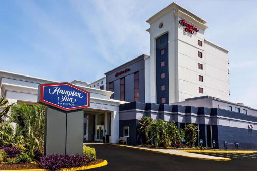 hotels with balcony in Virginia