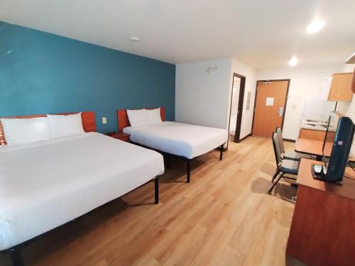 hotels with balcony in Asheville