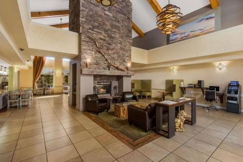 hotels with balcony in Tempe