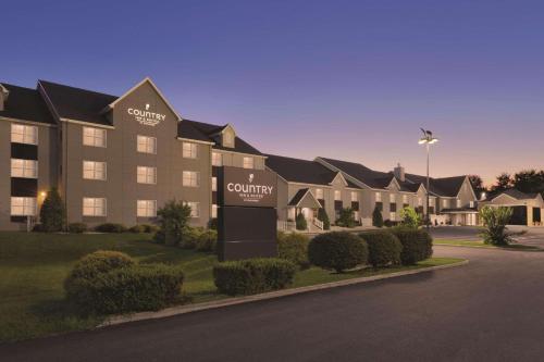 hotels with balcony in Virginia