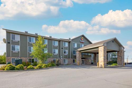 hotels with balcony in Alaska
