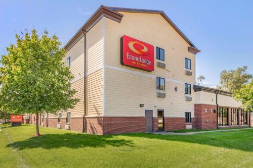 hotels with balcony in Des Moines