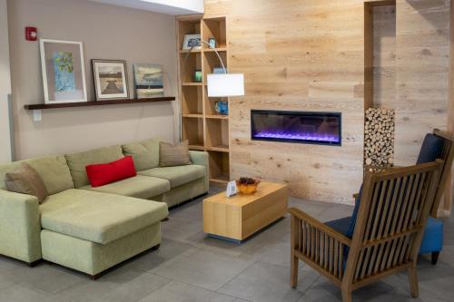 hotels with balcony in Wilmington