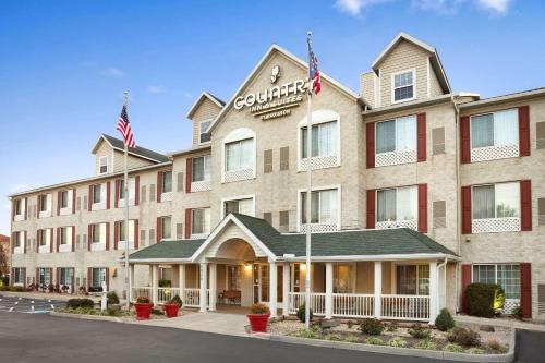 hotels with balcony in Columbus