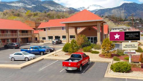 hotels with balcony in Colorado Springs