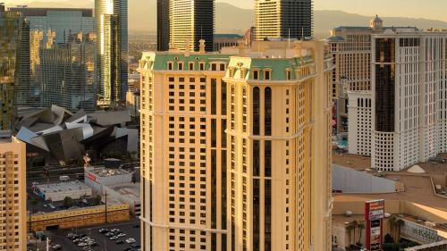 hotels with balcony in Las Vegas Strip