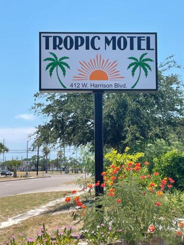 hotels with balcony in Corpus Christi