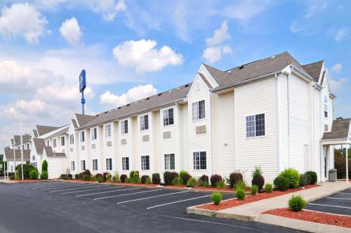 hotels with balcony in Camden