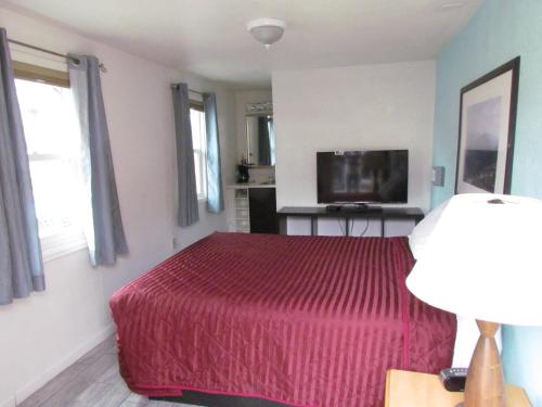 hotels with balcony in Colorado Springs